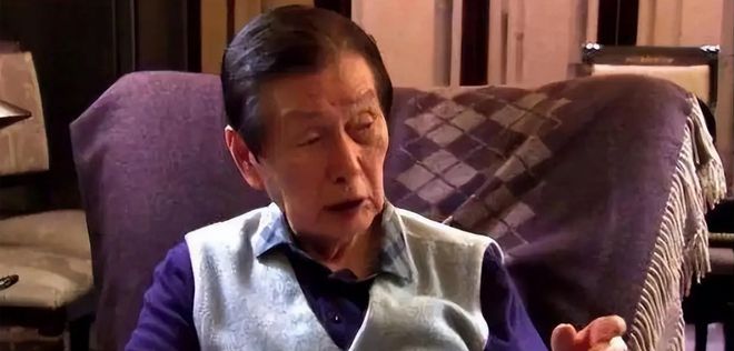 “共享”同一女星亲兄弟为财权内斗互撕K8凯发登录韩国财阀家族丑闻：父子(图8)